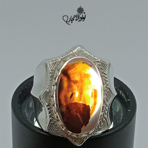 خاتم فضه بحجر عقيق يماني شفة