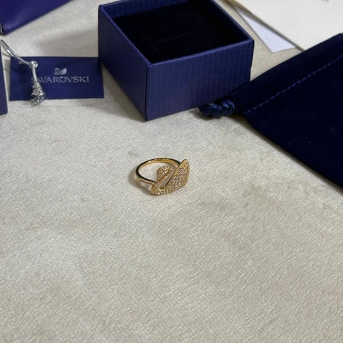 خاتم ذهبي سواروفسكي