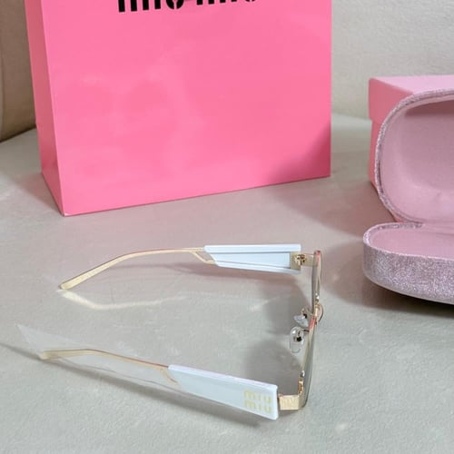 نظاره ميو ميو