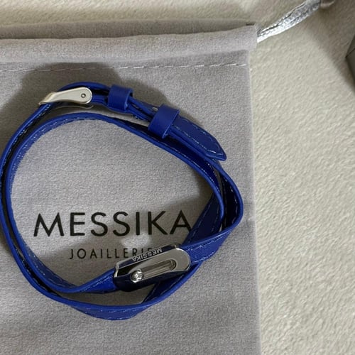 سواره جلد ميسكا ازرق