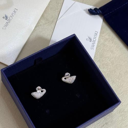 حلق فضي سواروفسكي