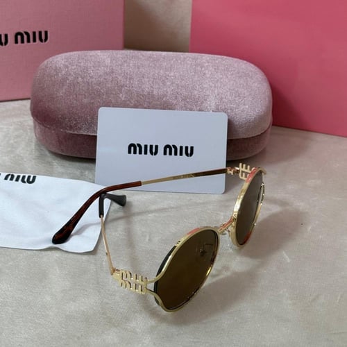 نظاره ميو ميو