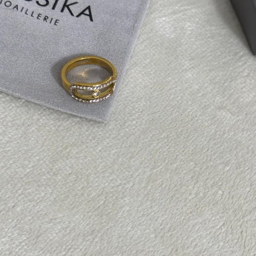 خاتم ذهبي ميسكا