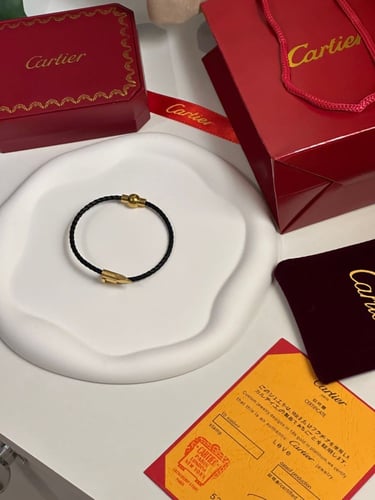 اسواره جلد اسود ذهبي