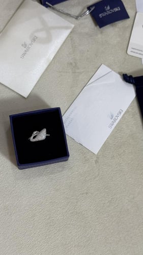 خاتم فضي سواروفسكي