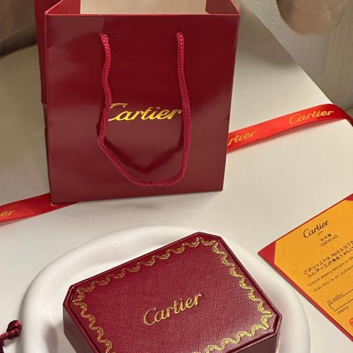 ملحقات اساور