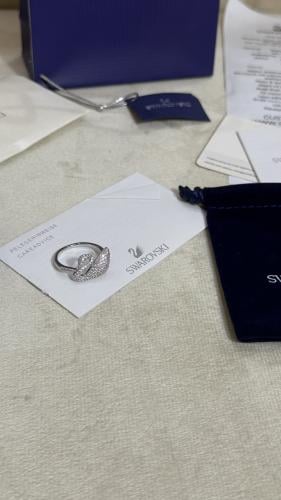 خاتم فضي سواروفسكي