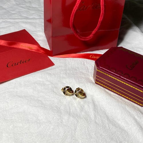 حلق كارتير ذهبي