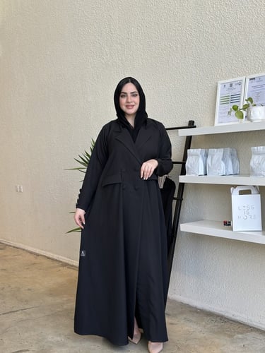 عبايه كتف كريب رسمية بياقة و جيوب