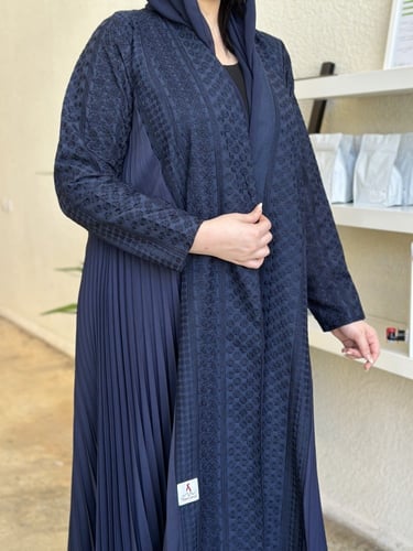 عباية كتف دبل كلوش كسرات بجنب كحلي