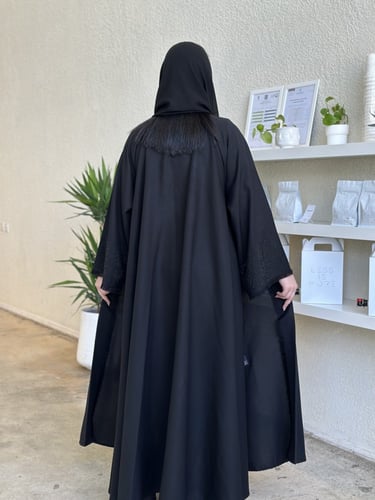 عباية كتف كتان شك اوف وايت