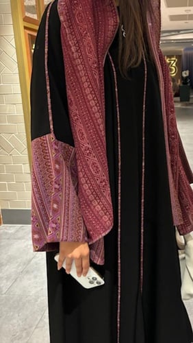 عبايه جوري
