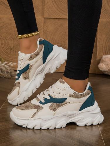 أحذية نسائية رياضية