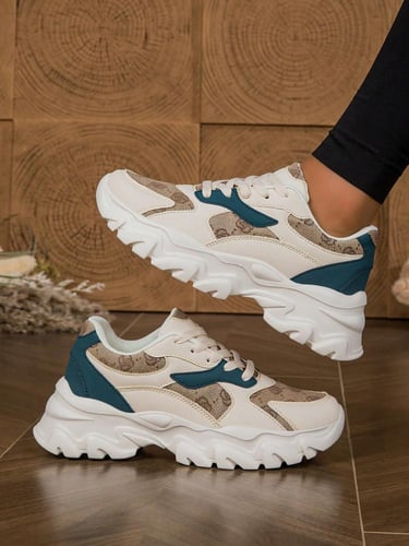 أحذية نسائية رياضية