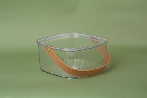 حافظة اكريلك بعلاقة