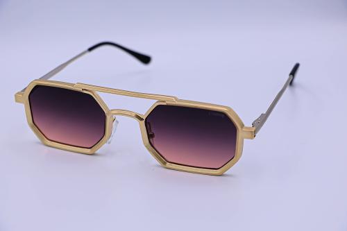 نظاره نسائى C-77