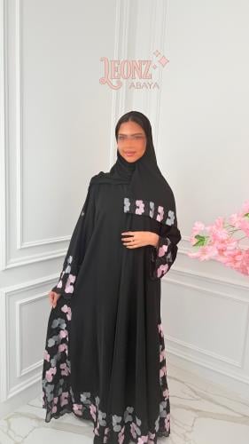 عباية نص كلوش