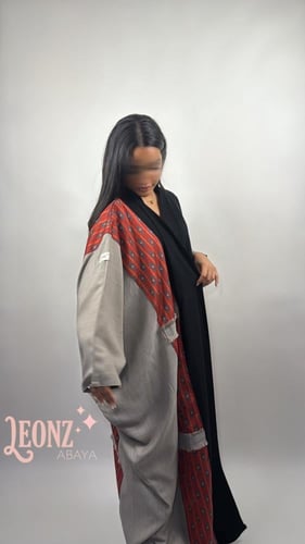 عبايات بشت كامل