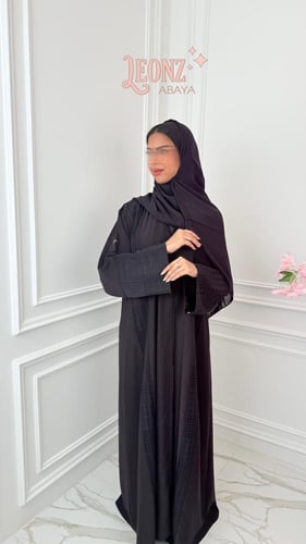 عباية نص كلوش