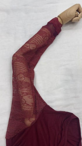 بوديات فاخرة بأكمام دانتيل – ماركة فاتحة