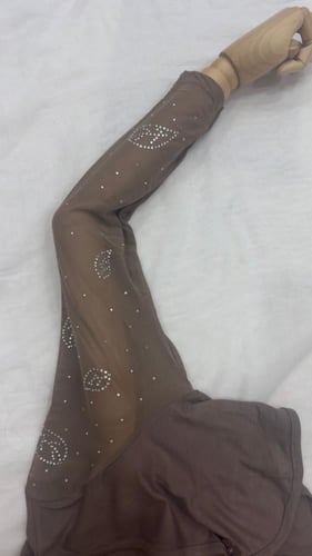بودي قطن تركي بأكمام تول مرصعة