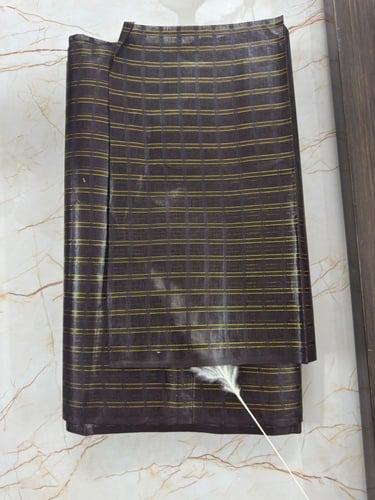 ملحفة شقّة بلون الكوكا – فخامة تلامس التفاصي