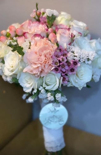 مسكة عروس ورد طبيعي