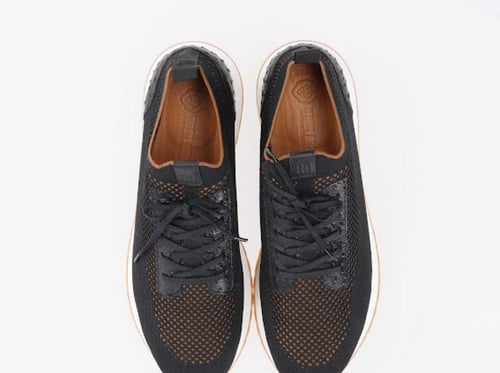 RA Flyknit - Black Ostrich