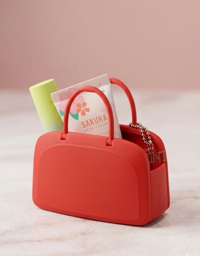 توزيعات العيد شنطة The devil wear prada