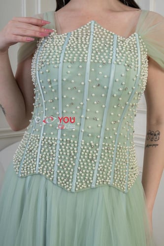 فستان سهرة أخضر فاتح بتطريز فاخر وتنورة تول أناقة...