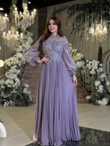 فستان سهرة تألّقي كأميرة لافندر مع الليلكي مطرّز ف...