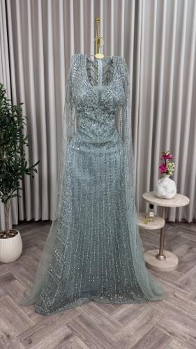 فستان سهرة Sage Green، مطرز ببريق ناعم يعكس الفخام...