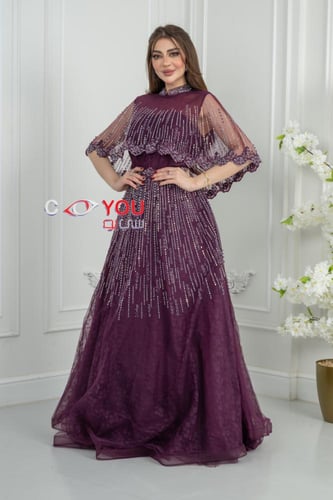فستان سهرة بنفسجي ملكي مطرز بالكريستال مع كاب شيفو...
