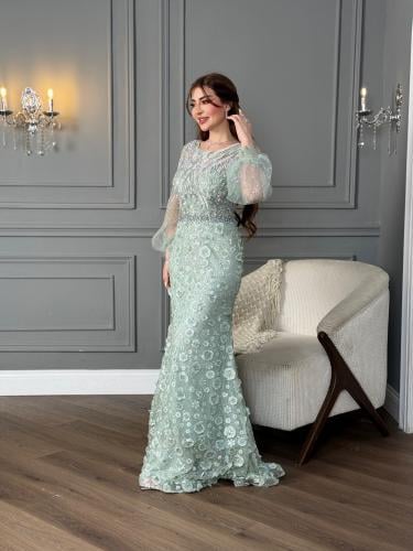 فستان أنوثة النعناع الراقي بتطريز فاخر وأكمام شفاف...