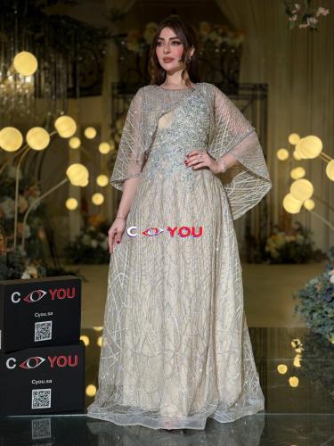 فستان سهرة نعناعي مطرّز بقصّة A-Line مع كاب جانبي...