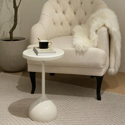 طاولة خدمة مفرد – لون أبيض أنيق يضفي إشراقة على أي...