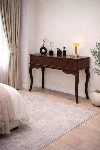 تسريحة أنيقة بقشرة الجوز الكلاسيكية