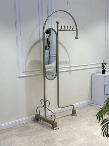 علاق عباية مع مراية