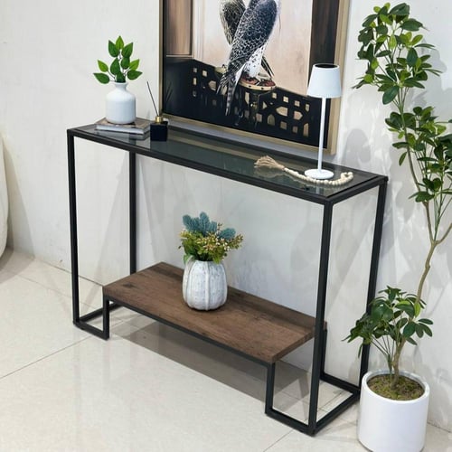 مدخل خشب بني دورين زجاج أسود