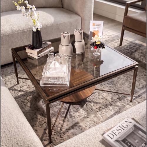 طاولة ضيافة نحاسي قشرة