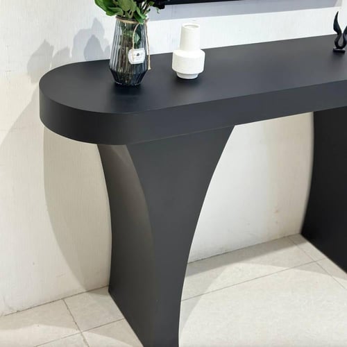 مدخل خشب مقوس لون أسود