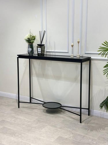 مدخل كونسول سطح زجاج بتصميم عصري