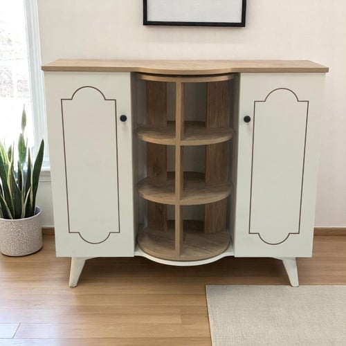 ركن كافية 2 باب بجزء دوار خشبي في الوسط