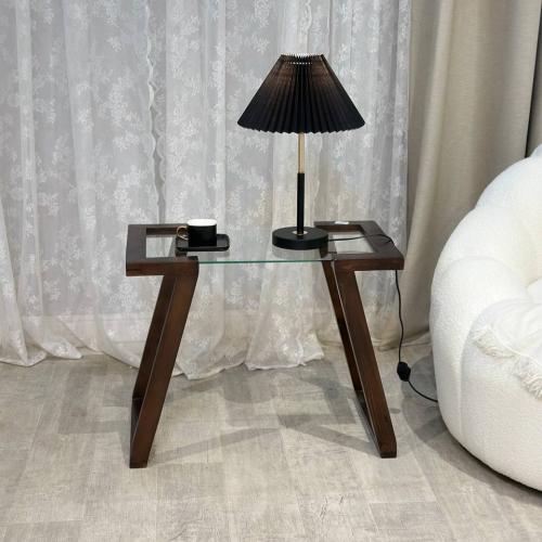 طاولة خشب سطح زجاج شفاف