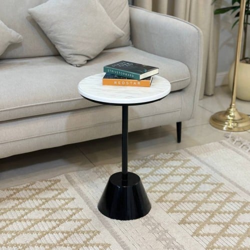 طاولة خدمة بلون أسود وبسطح خشبي بلون أبيض jm