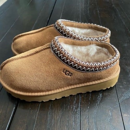 UGG