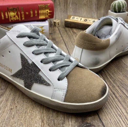 GOLDEN GOOSE