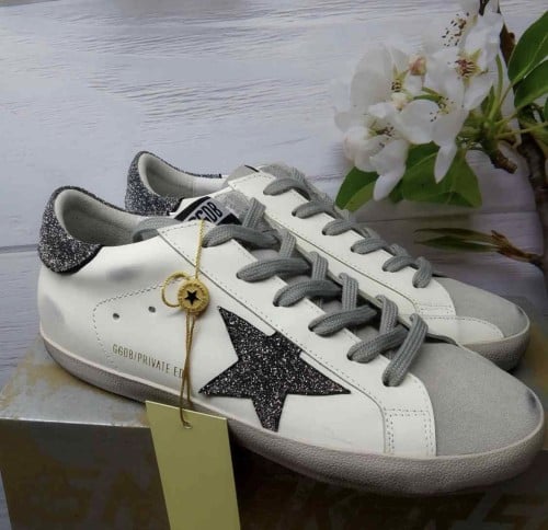 GOLDEN GOOSE