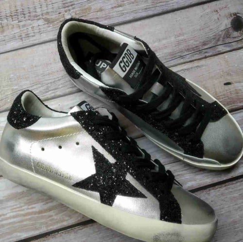 GOLDEN GOOSE