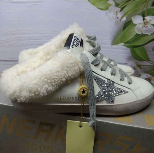 GOLDEN GOOSE
